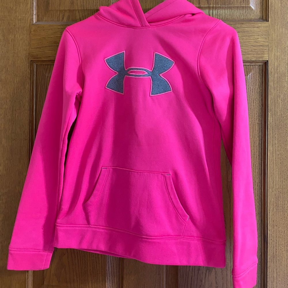 Pink Under Armour size medium sweatshirt